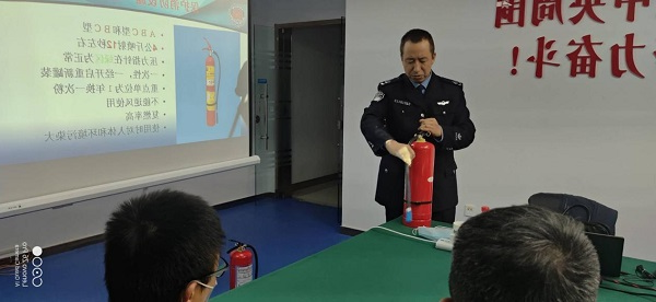 油气2.jpg 油气2.jpg